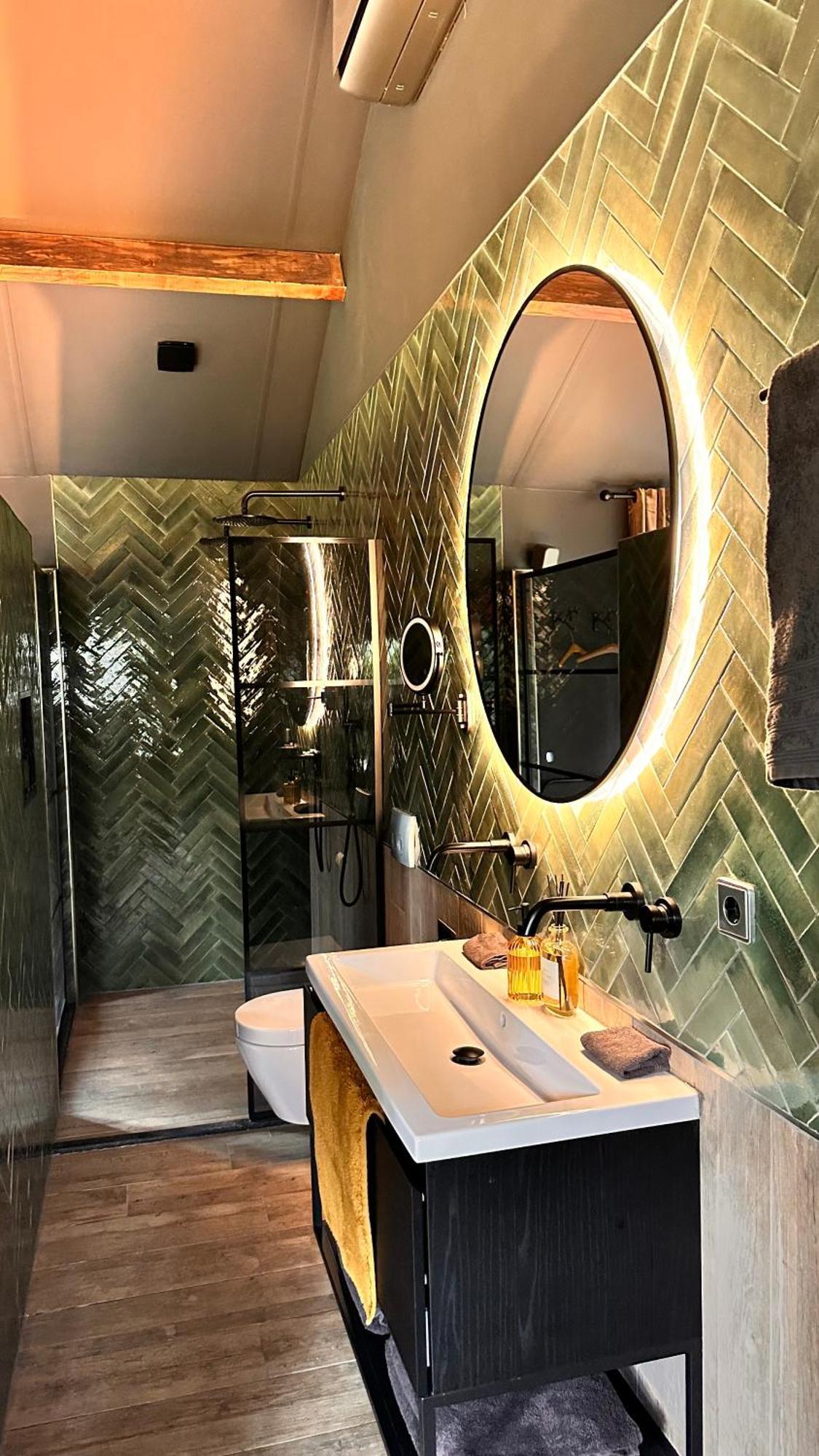 Wellness Tuin - Ultieme Partner Beleving - St Hubertus Suite Met Jacuzzi ,Openhaard, Prive Hottub En Prive Sauna In Jachthut Stijl Хорст Экстерьер фото